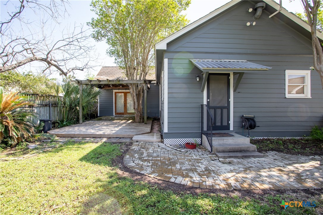 1403 N Glass Street , Victoria, TX, 77901 | 578476 | Realty Texas LLC