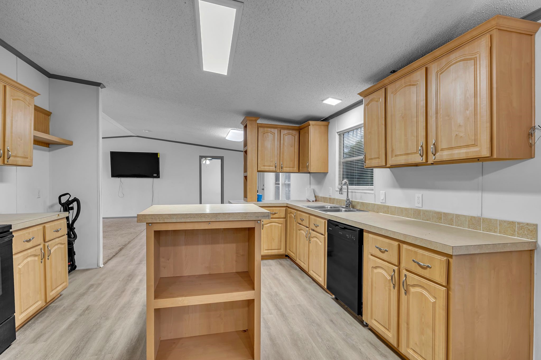 316 6th Street , Joshua, TX, 76058 | 20915901 | Realty Texas LLC