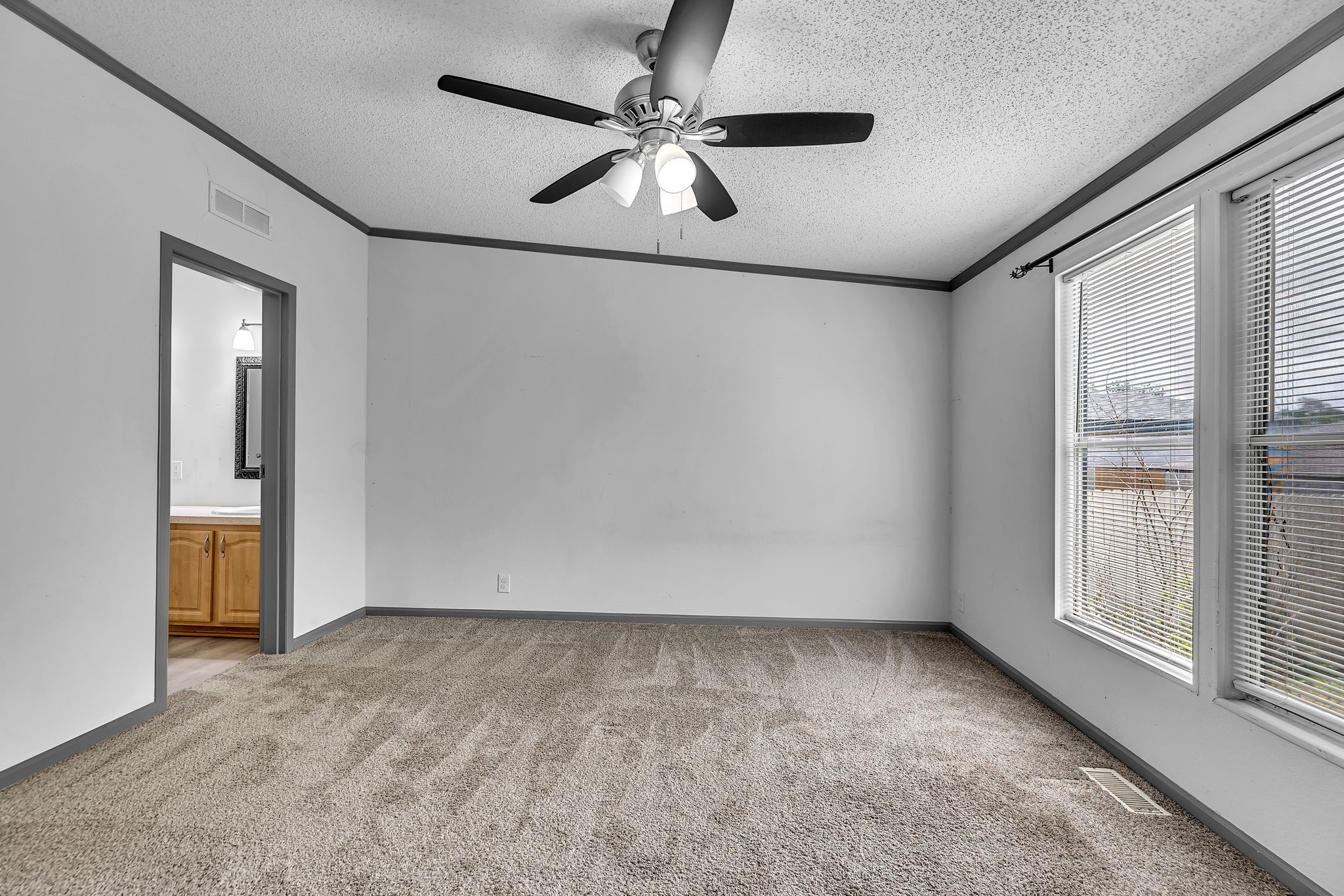 316 6th Street , Joshua, TX, 76058 | 20915901 | Realty Texas LLC