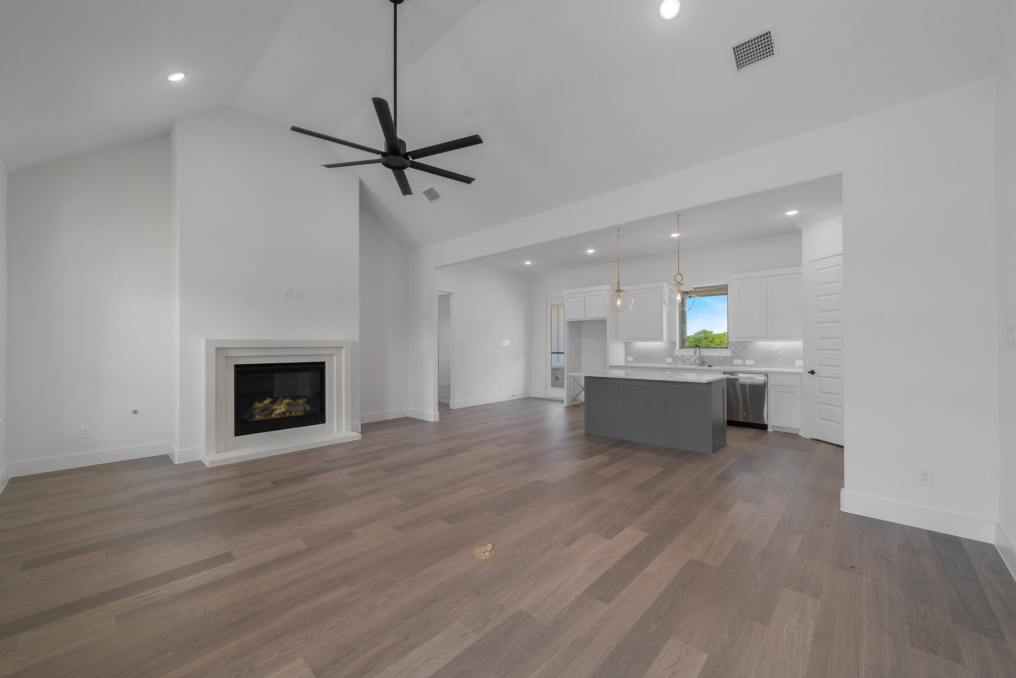 2004 Willy Dilly Road , Springtown, TX, 76082 | 20922614 | Realty Texas LLC
