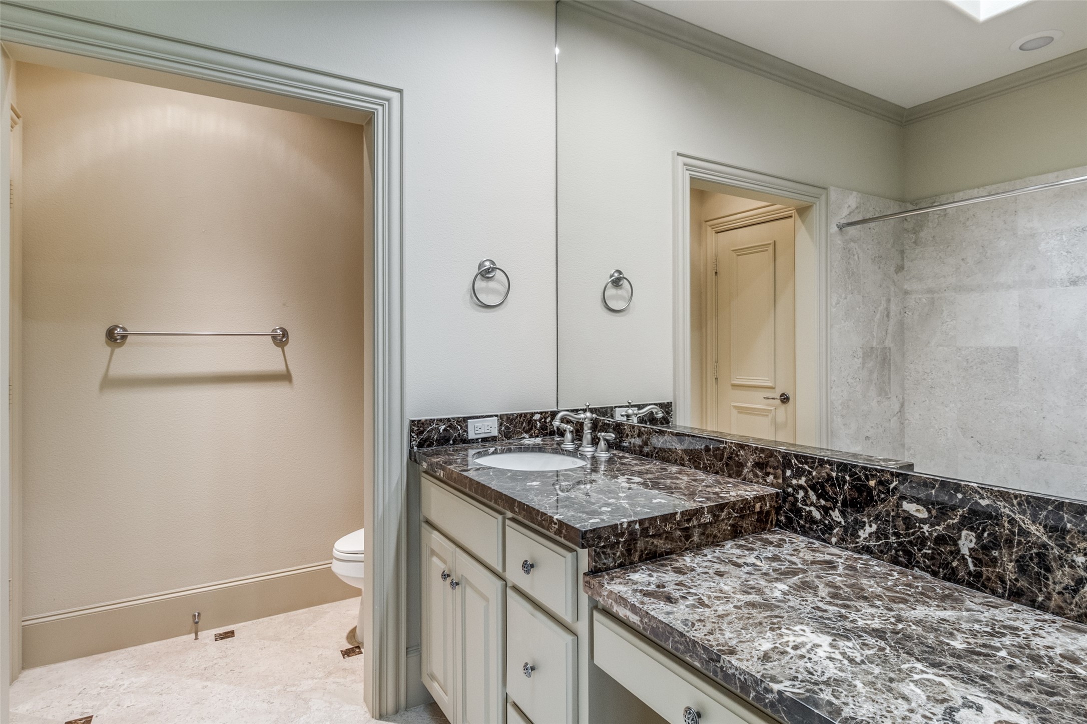 12119 Lueders Lane , Dallas, TX, 75230 | 20921811 | Realty Texas LLC
