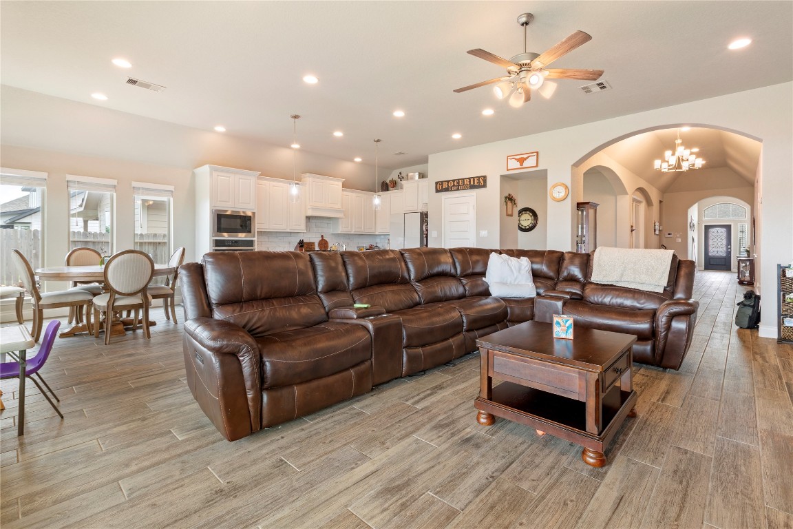 3105 High Meadow Street , Seguin, TX, 78155 | 4187029 | Realty Texas LLC