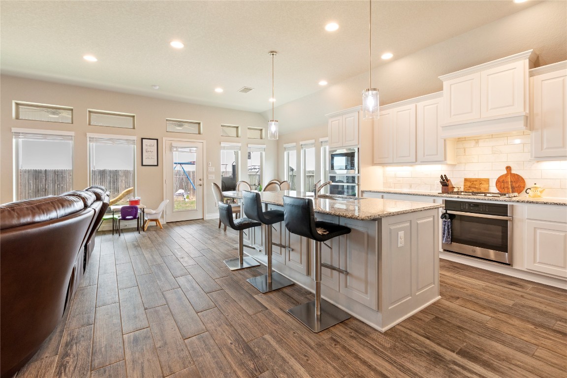 3105 High Meadow Street , Seguin, TX, 78155 | 4187029 | Realty Texas LLC