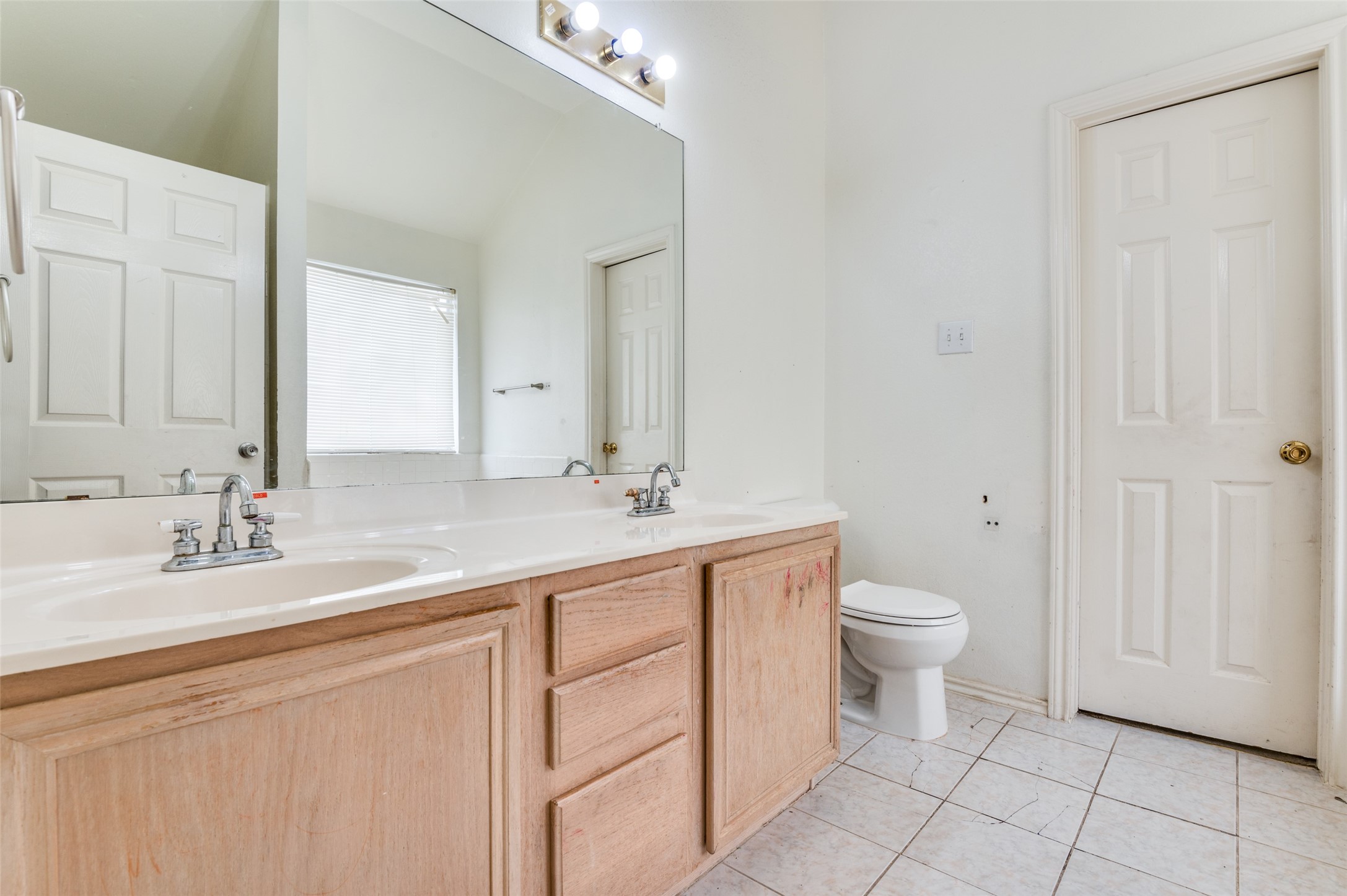 2839 Meadow Way Lane , Dallas, TX, 75228 | 20898845 | Realty Texas LLC