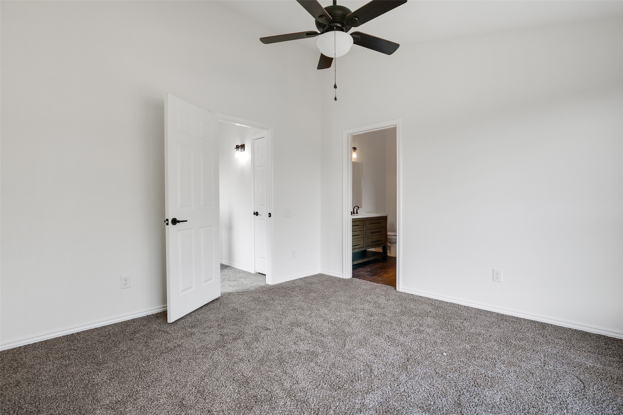 1608 Creek Bank Lane Q , Arlington, TX, 76014 | 20923264 | Realty Texas LLC