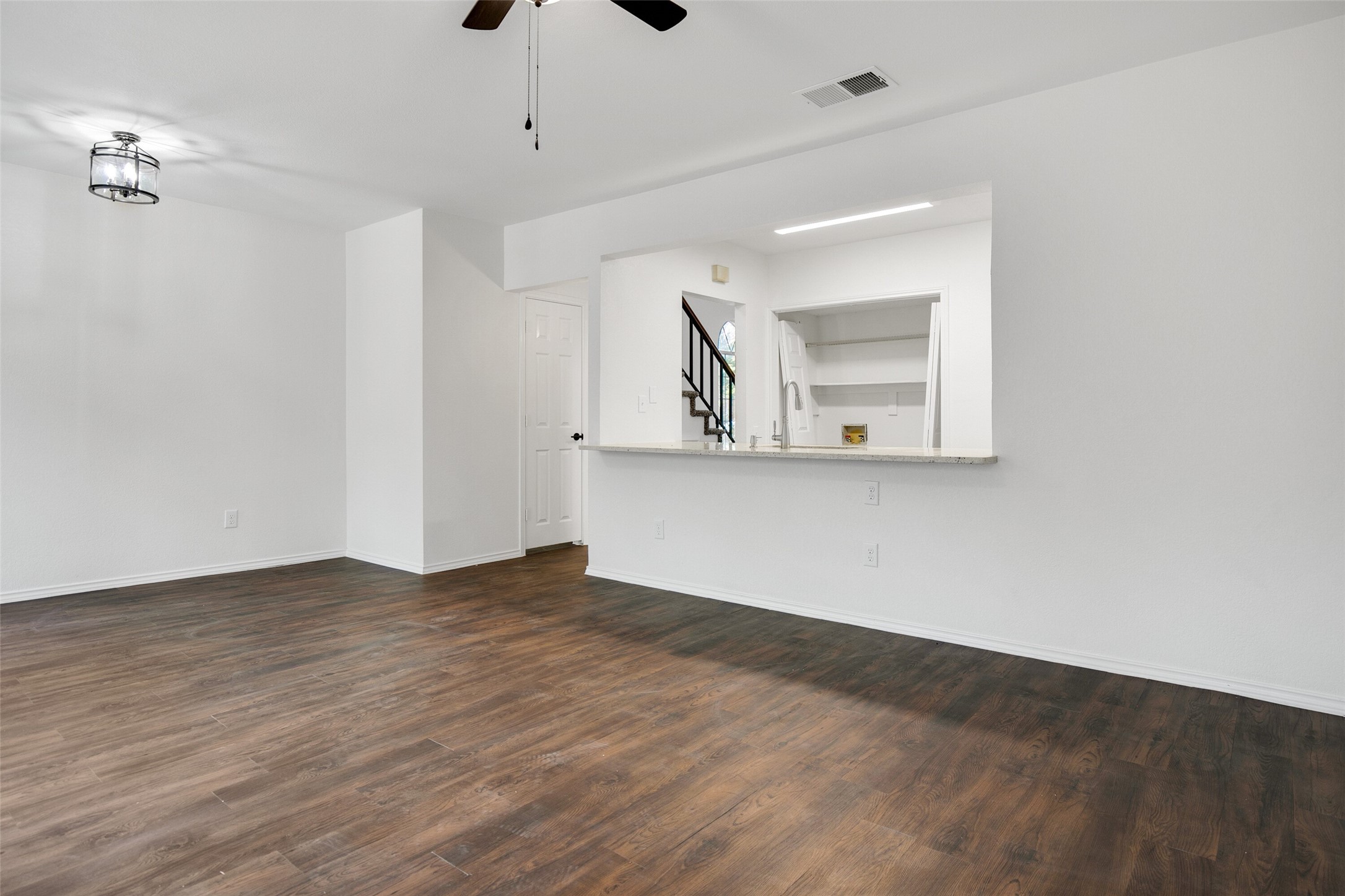 1608 Creek Bank Lane Q , Arlington, TX, 76014 | 20923264 | Realty Texas LLC