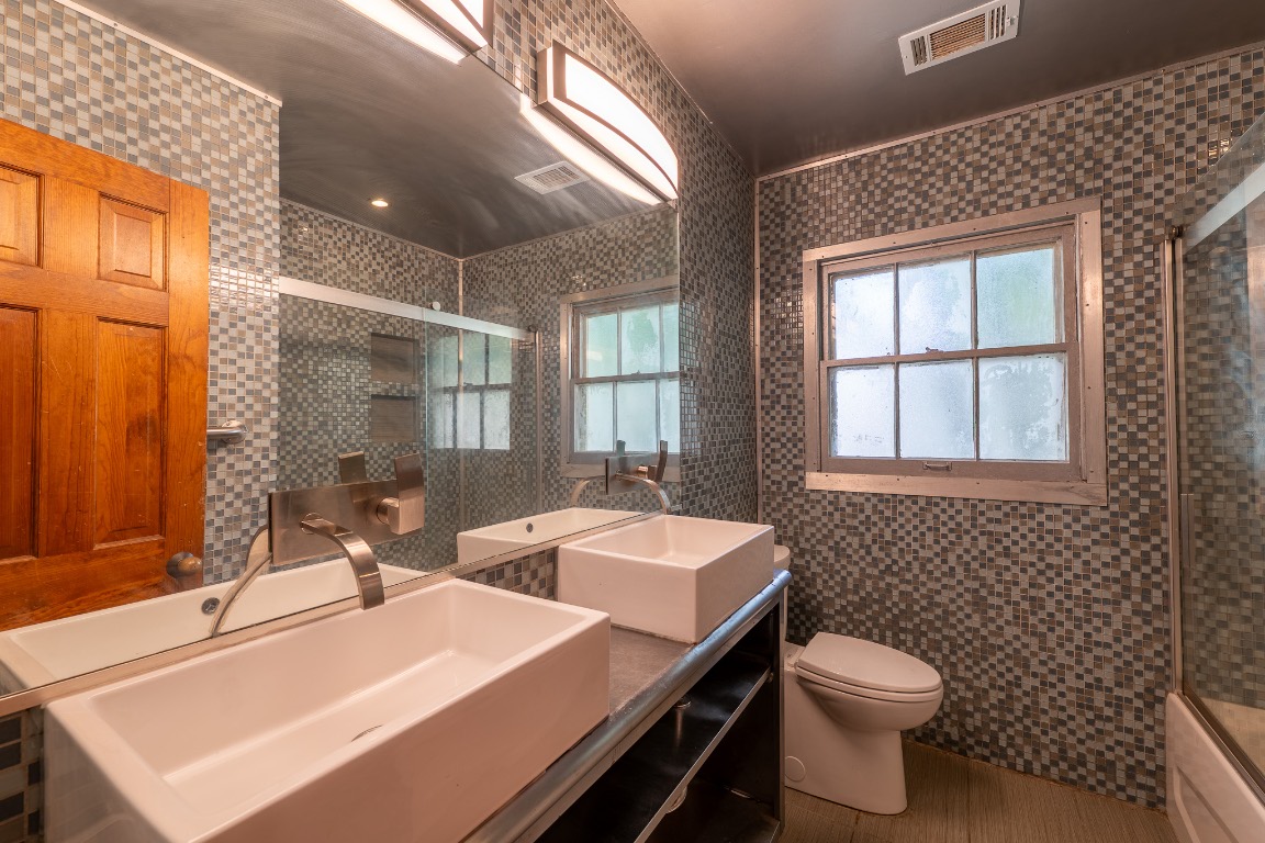 2907 Pinecrest Drive , Austin, TX, 78757 | 5117378 | Realty Texas LLC