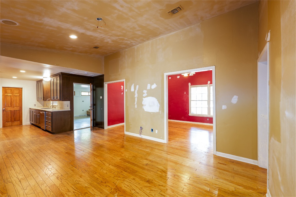 2907 Pinecrest Drive , Austin, TX, 78757 | 5117378 | Realty Texas LLC
