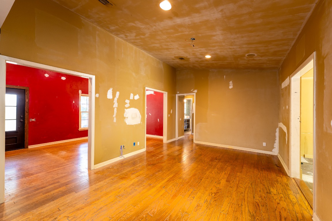 2907 Pinecrest Drive , Austin, TX, 78757 | 5117378 | Realty Texas LLC
