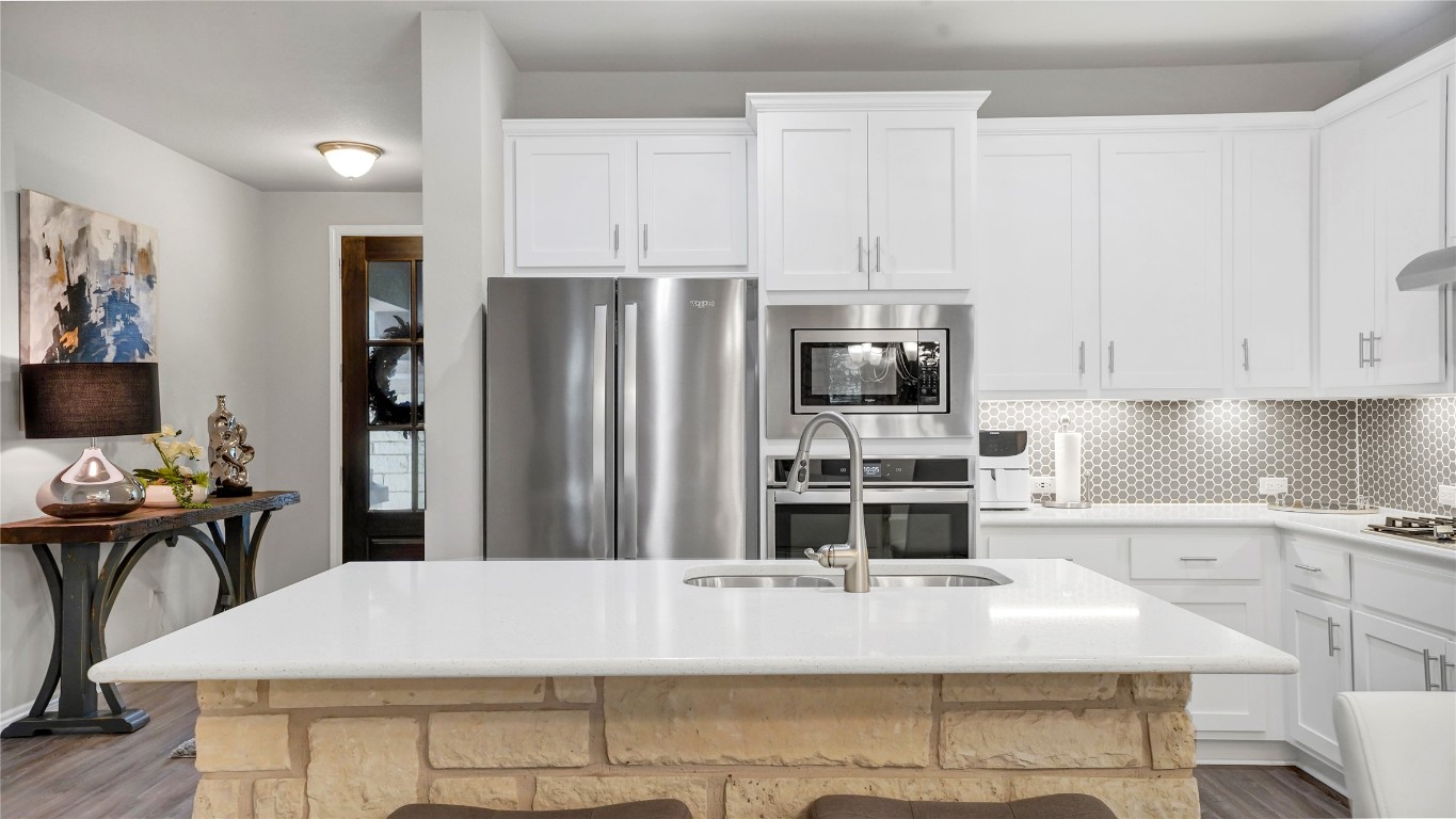 1621 Winding Stream Trail , Leander, TX, 78641 | 4638000 | Realty Texas LLC