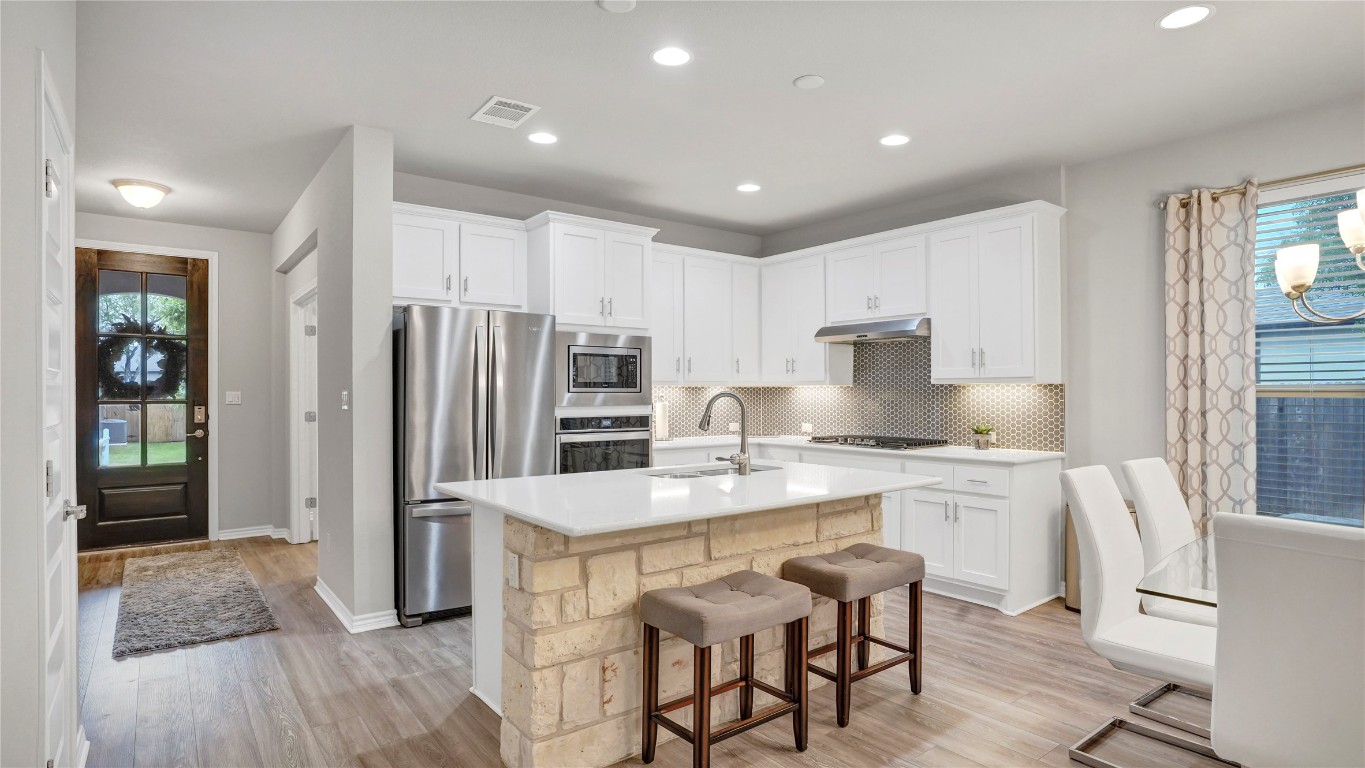 1621 Winding Stream Trail , Leander, TX, 78641 | 4638000 | Realty Texas LLC