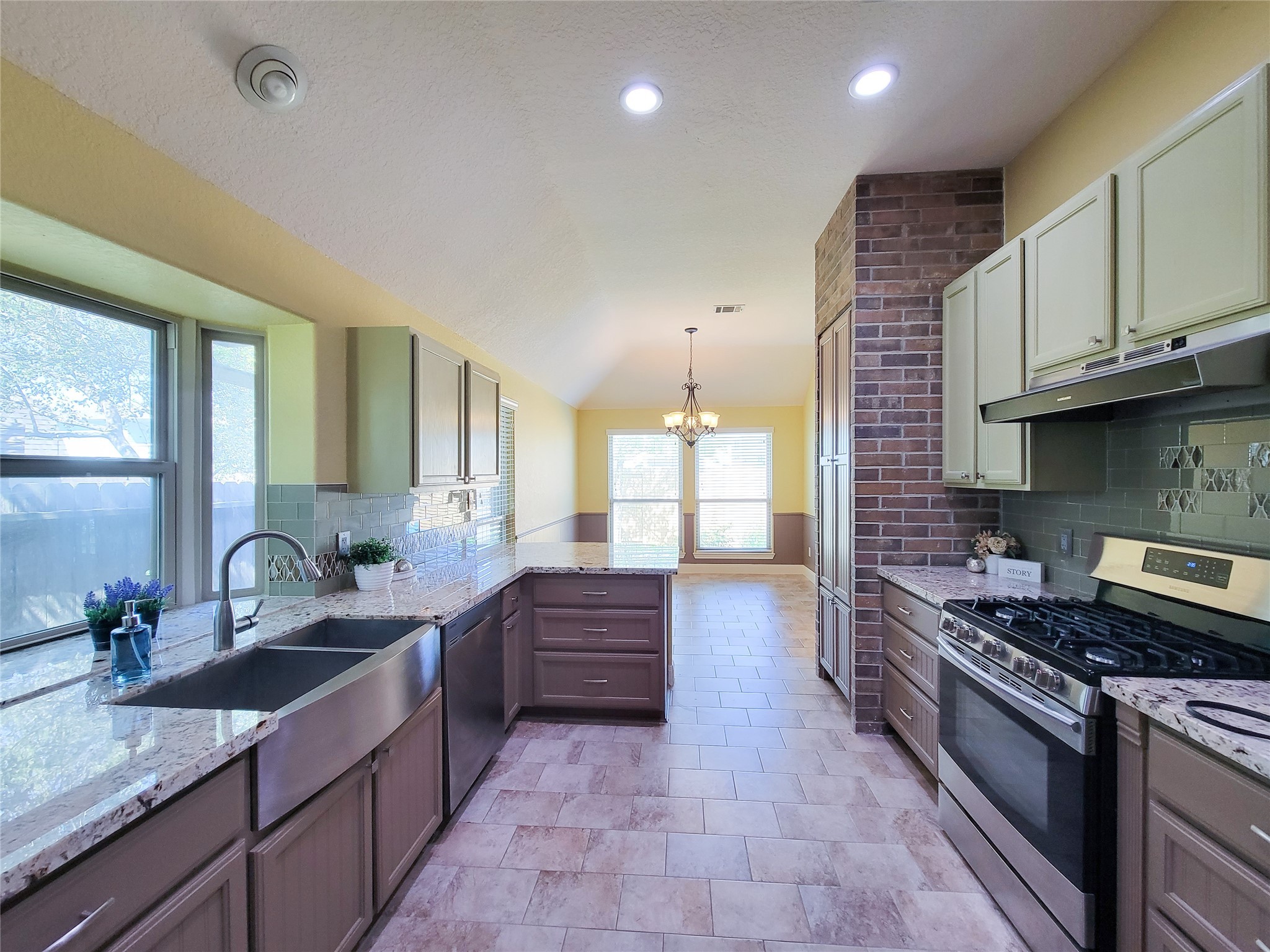 4021 Fatta Drive Drive , Dickinson, TX, 77539 | 67255633 | Realty Texas LLC