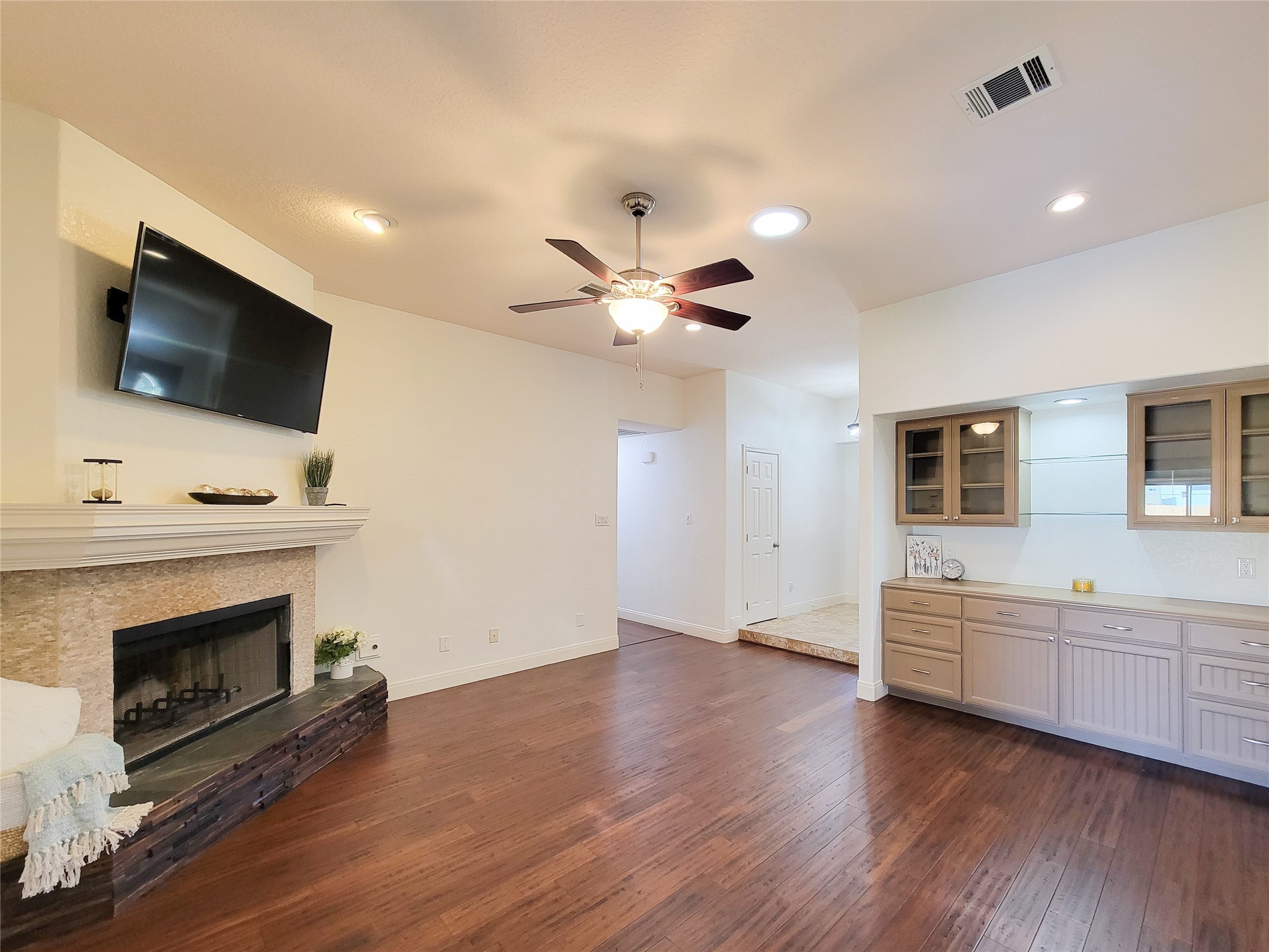 4021 Fatta Drive Drive , Dickinson, TX, 77539 | 67255633 | Realty Texas LLC