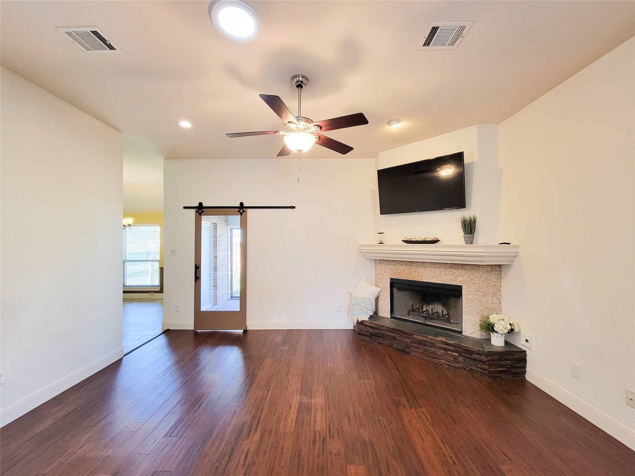 4021 Fatta Drive Drive , Dickinson, TX, 77539 | 67255633 | Realty Texas LLC
