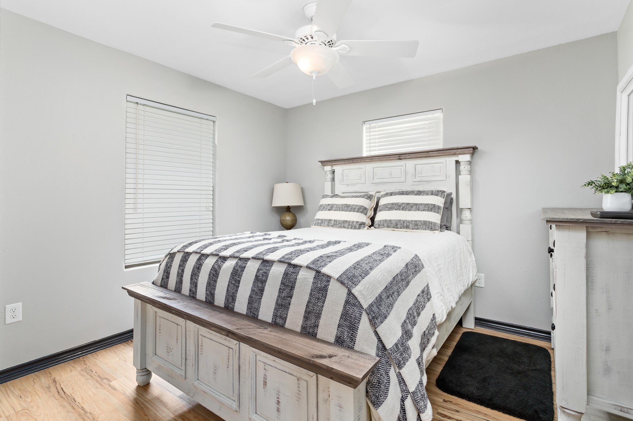 7244 S Gulfway Drive E , Sabine Pass, TX, 77642 | 78909962 | Realty Texas LLC