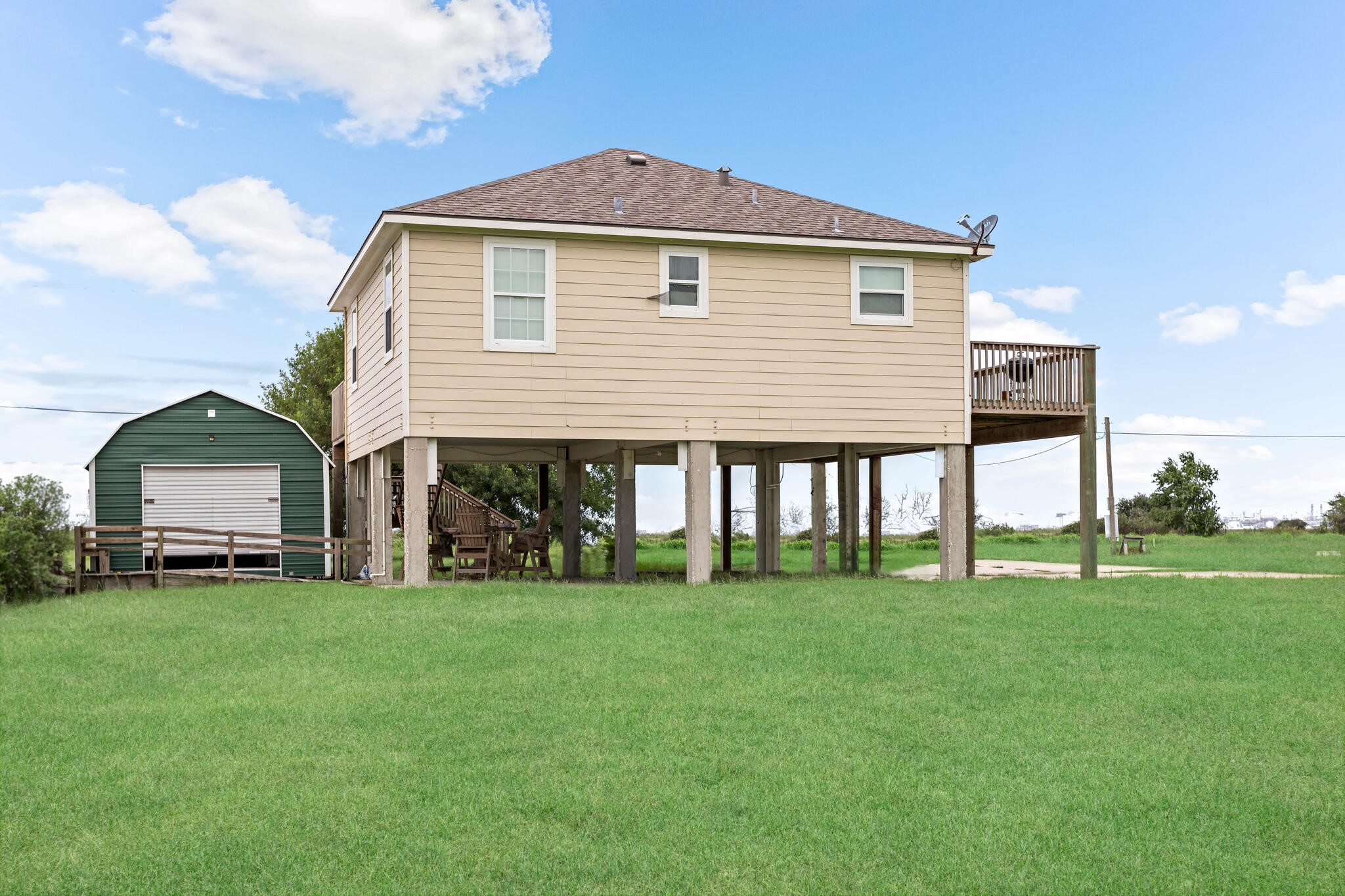 7244 S Gulfway Drive E , Sabine Pass, TX, 77642 | 78909962 | Realty Texas LLC