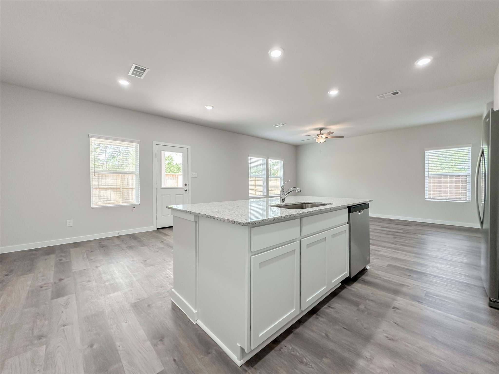 7806 Alset Dr , Magnolia, TX, 77354 | 35473383 | Realty Texas LLC