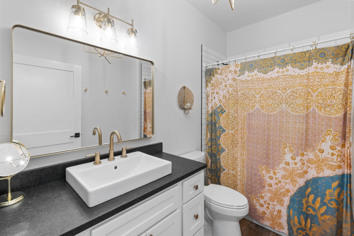 195 Mackay Drive , Kerrville, TX, 78028 | 9922907 | Realty Texas LLC