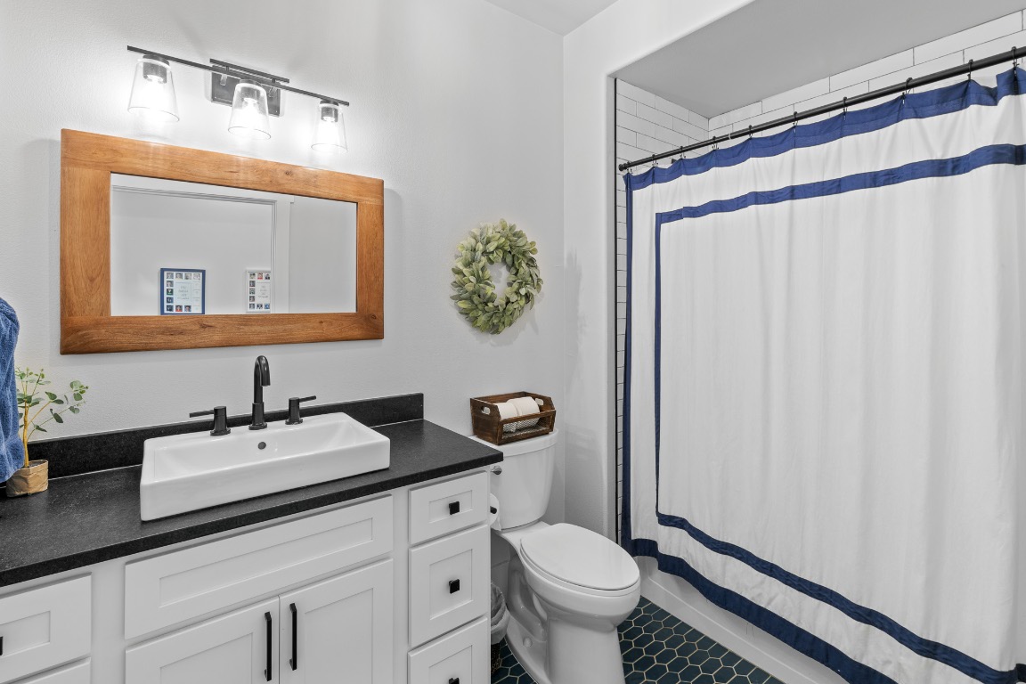 195 Mackay Drive , Kerrville, TX, 78028 | 9922907 | Realty Texas LLC