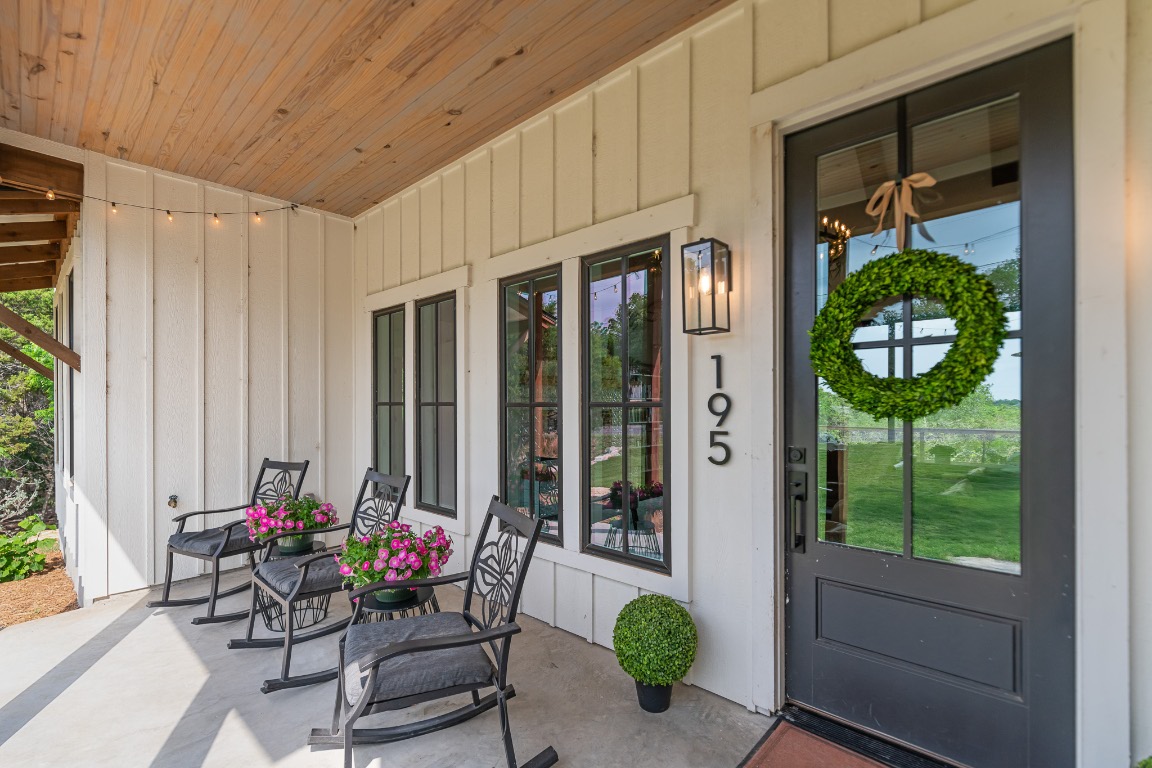 195 Mackay Drive , Kerrville, TX, 78028 | 9922907 | Realty Texas LLC