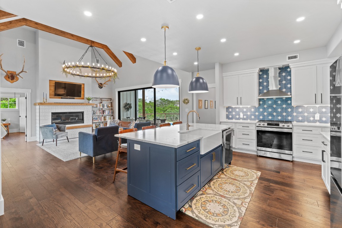 195 Mackay Drive , Kerrville, TX, 78028 | 9922907 | Realty Texas LLC