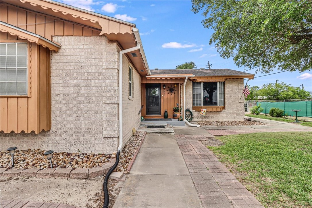 1032 Illinois Street , Robstown, TX, 78380 | 458353 | Realty Texas LLC