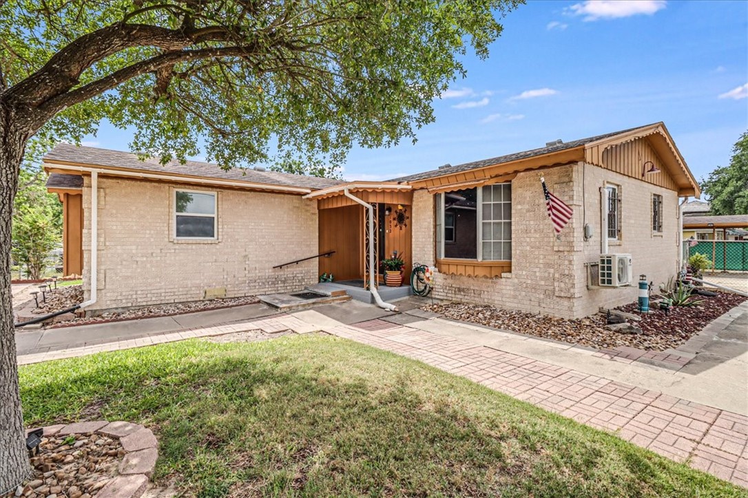 1032 Illinois Street , Robstown, TX, 78380 | 458353 | Realty Texas LLC