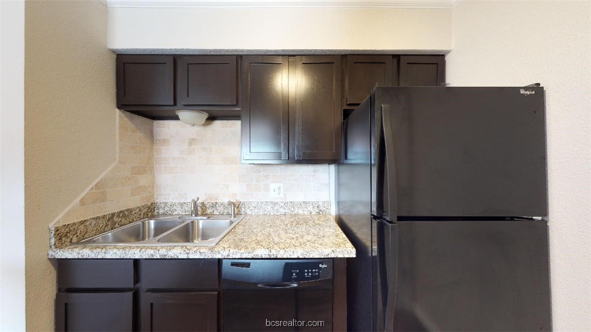 904 University Oaks Boulevard 26 , College Station, TX, 77840 | 25005278 | Realty Texas LLC