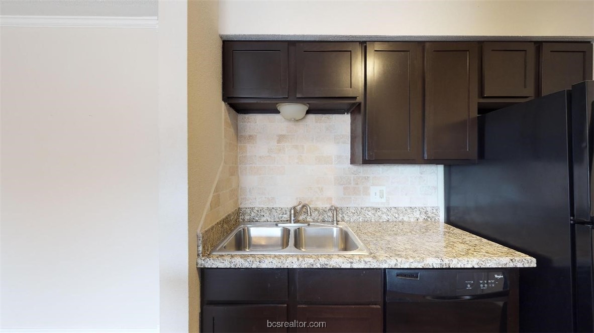 904 University Oaks Boulevard 26 , College Station, TX, 77840 | 25005278 | Realty Texas LLC