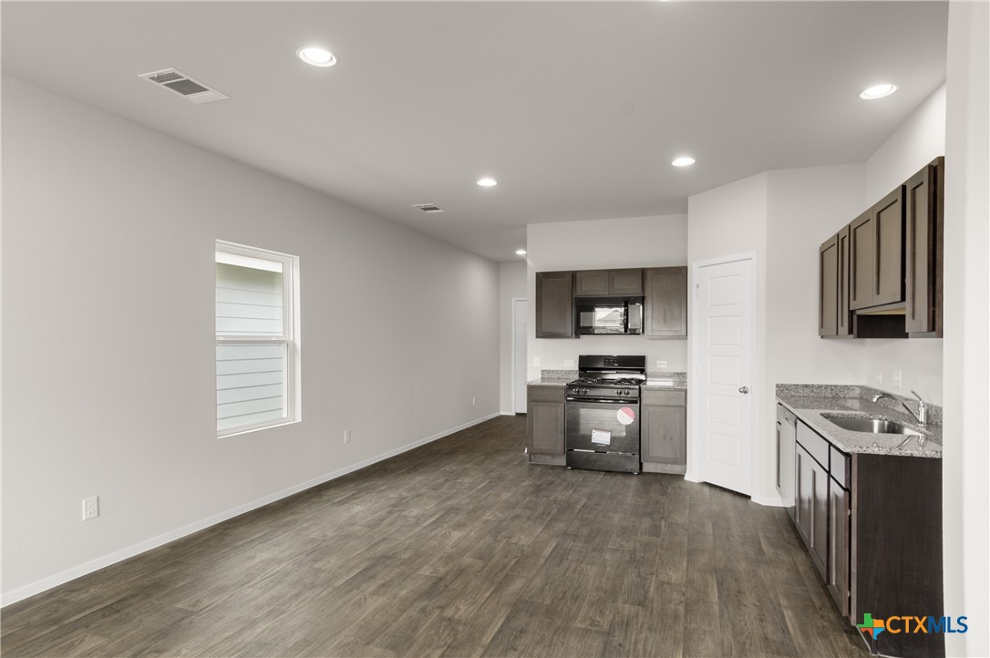 257 Estallo Way , Maxwell, TX, 78656 | 578671 | Realty Texas LLC