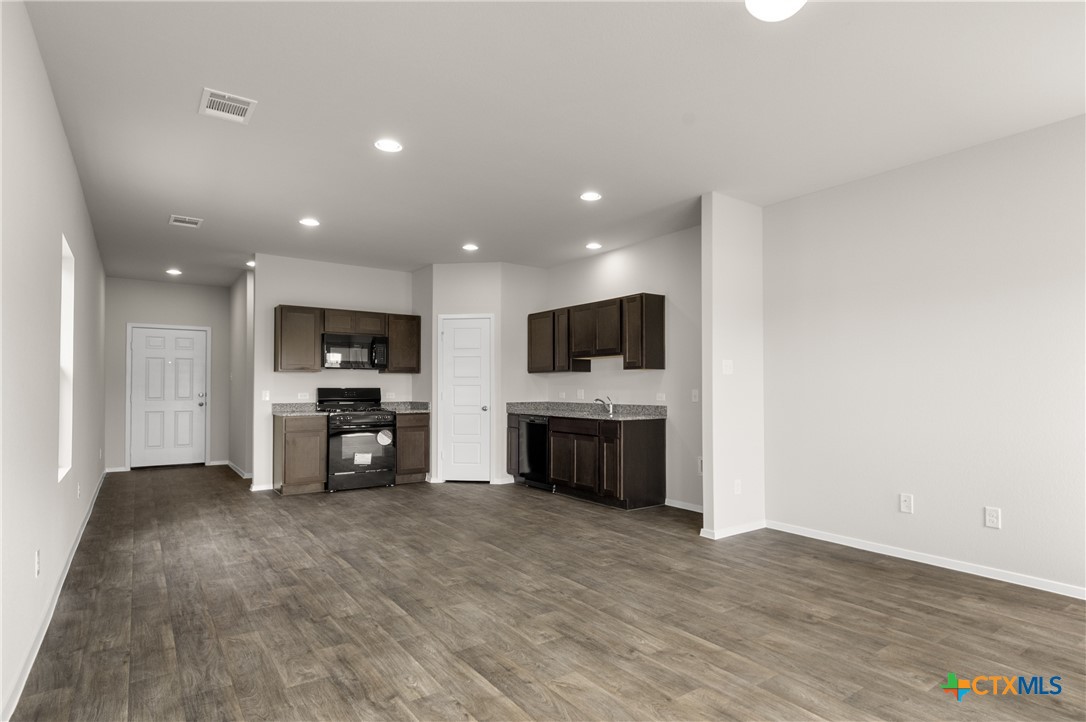 257 Estallo Way , Maxwell, TX, 78656 | 578671 | Realty Texas LLC