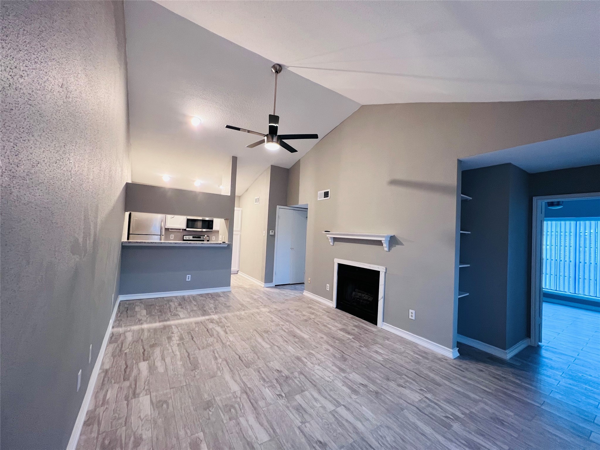 2121 El Paseo Street 2204 , Houston, TX, 77054 | 38239987 | Realty Texas LLC