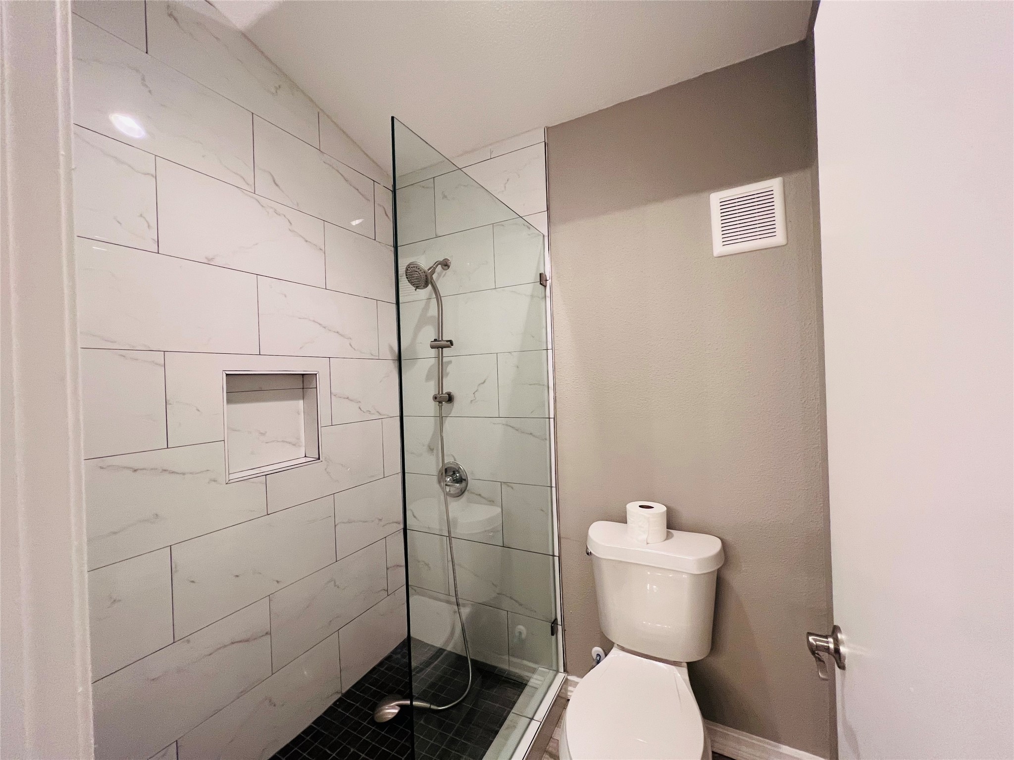 2121 El Paseo Street 2204 , Houston, TX, 77054 | 38239987 | Realty Texas LLC