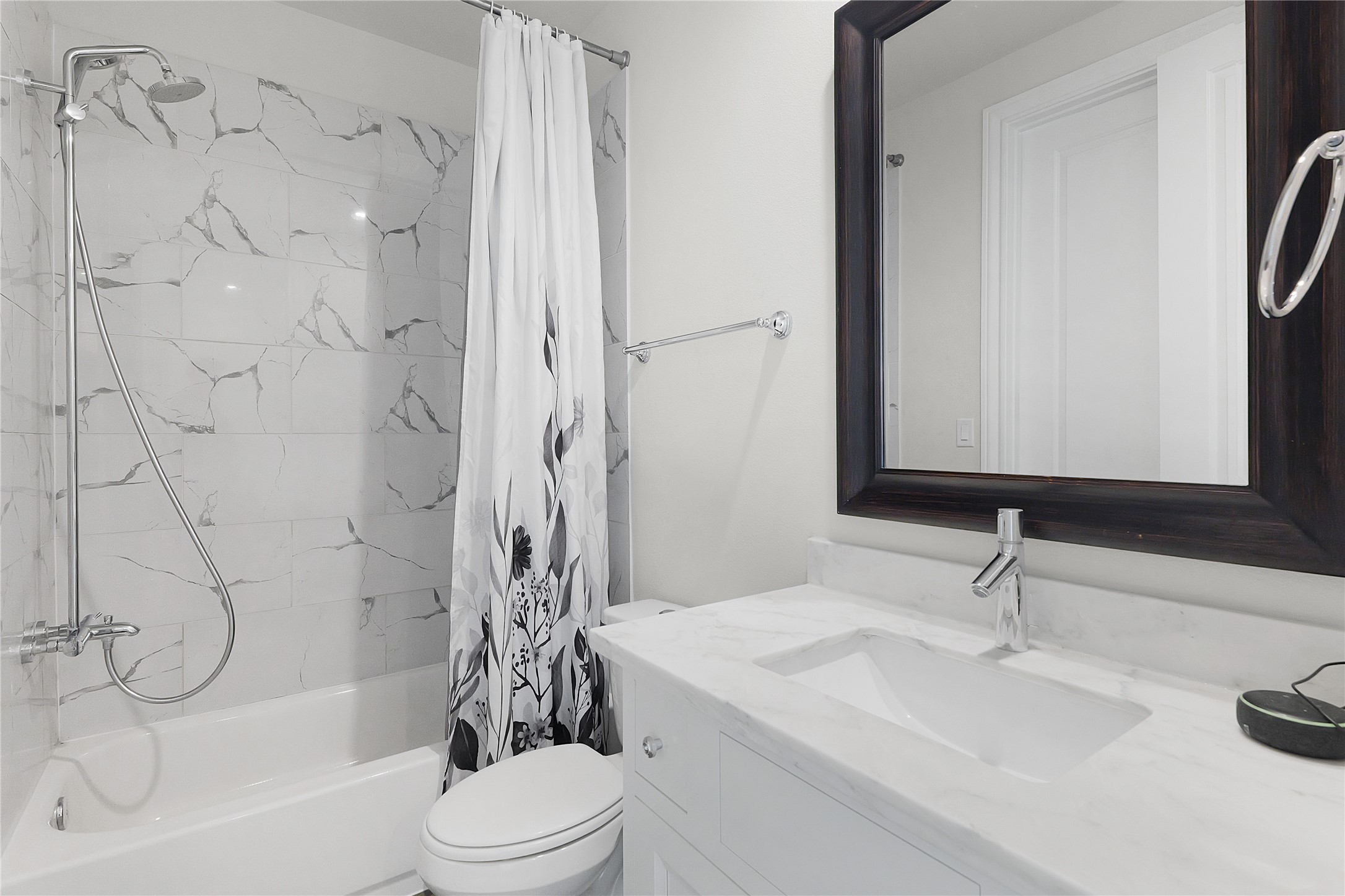 6113 Nicholas Grove Place , Houston, TX, 77055 | 94659953 | Realty Texas LLC