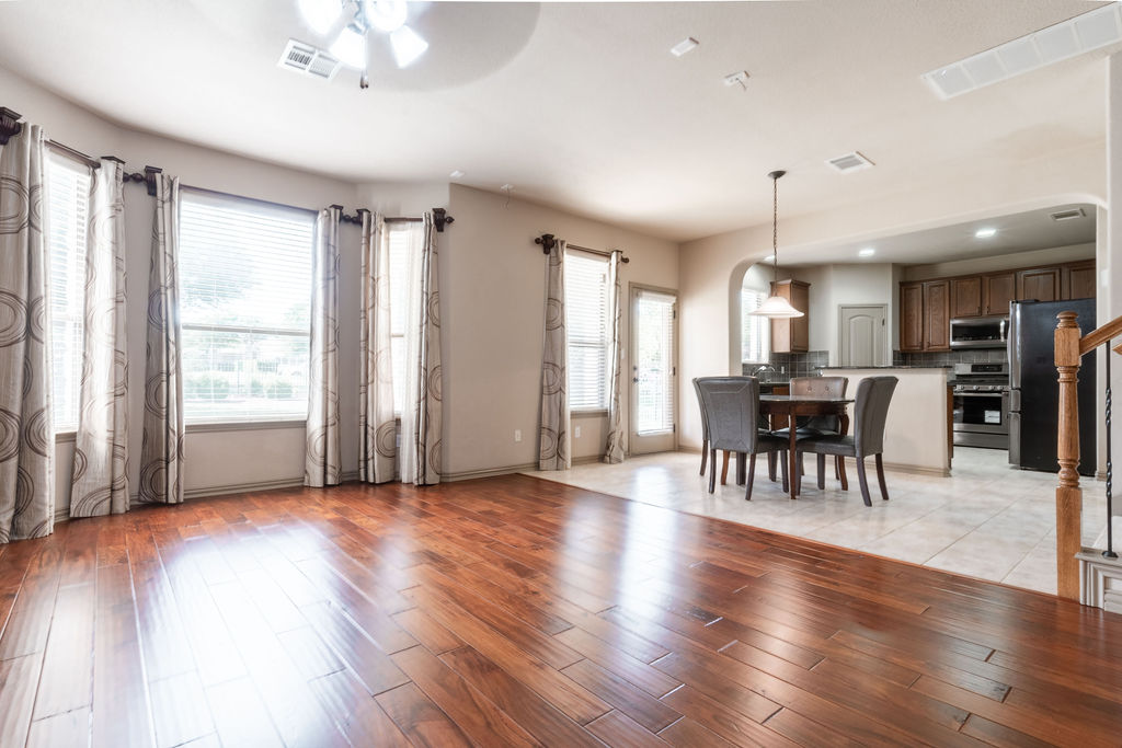 1509 Greenside Drive, Round Rock, TX, 78665 | 1662519 | Realty Texas LLC