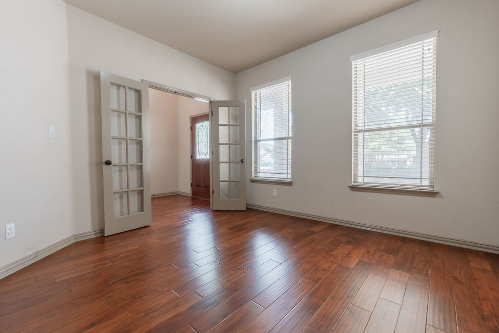 1509 Greenside Drive, Round Rock, TX, 78665 | 1662519 | Realty Texas LLC