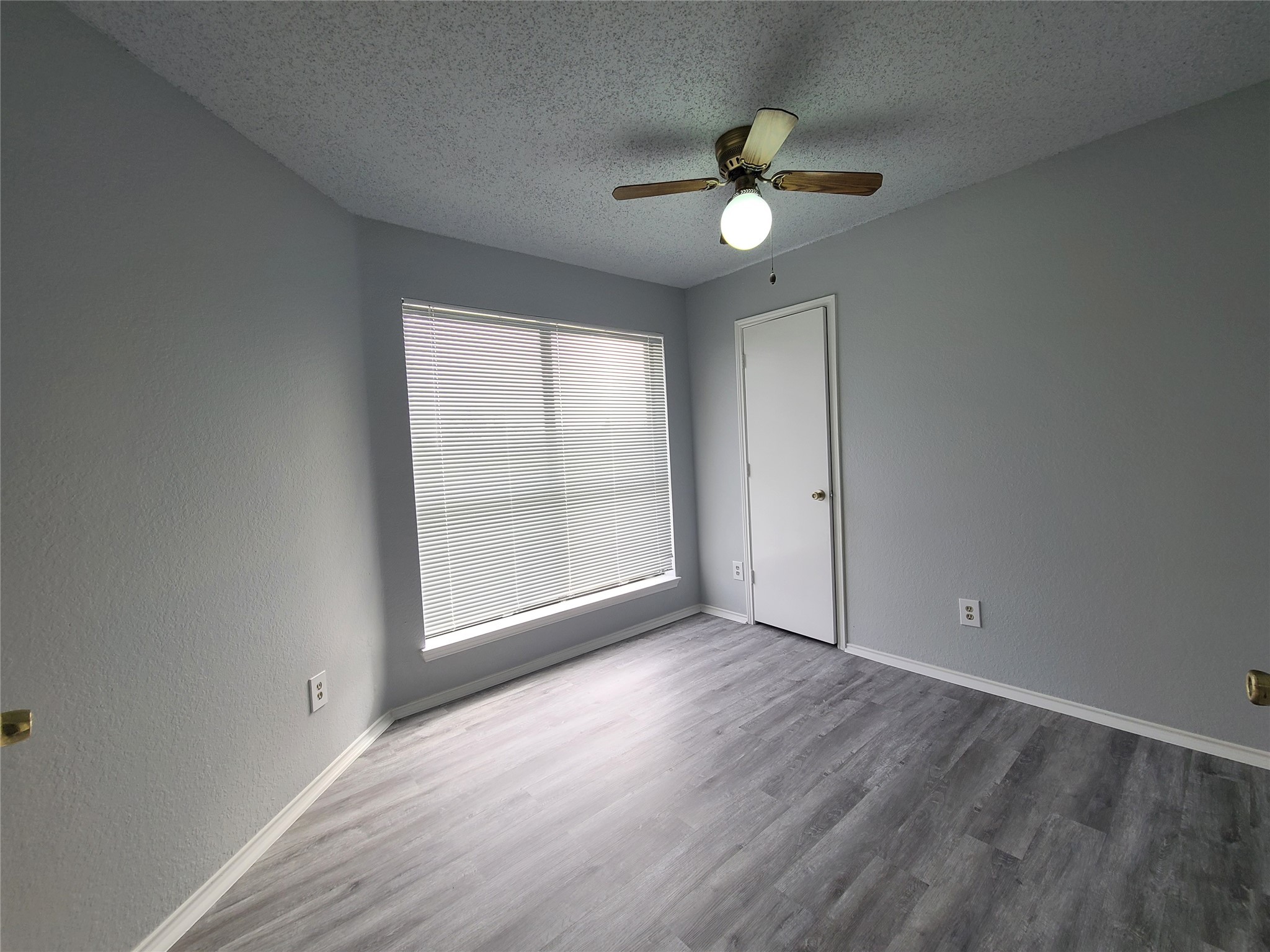 302 W Warrior Trail , Grand Prairie, TX, 75052 | 20924575 | Realty Texas LLC