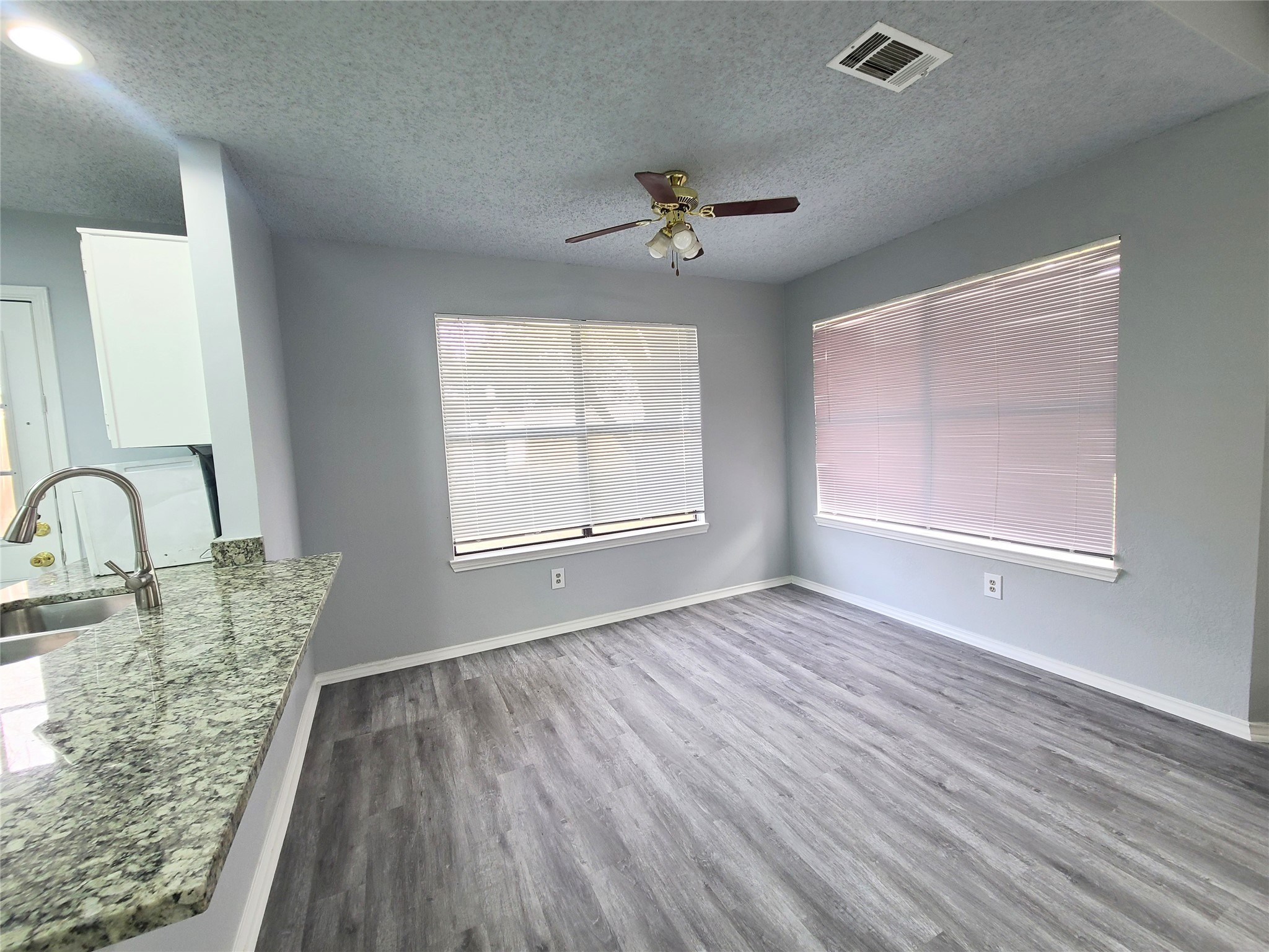 302 W Warrior Trail , Grand Prairie, TX, 75052 | 20924575 | Realty Texas LLC