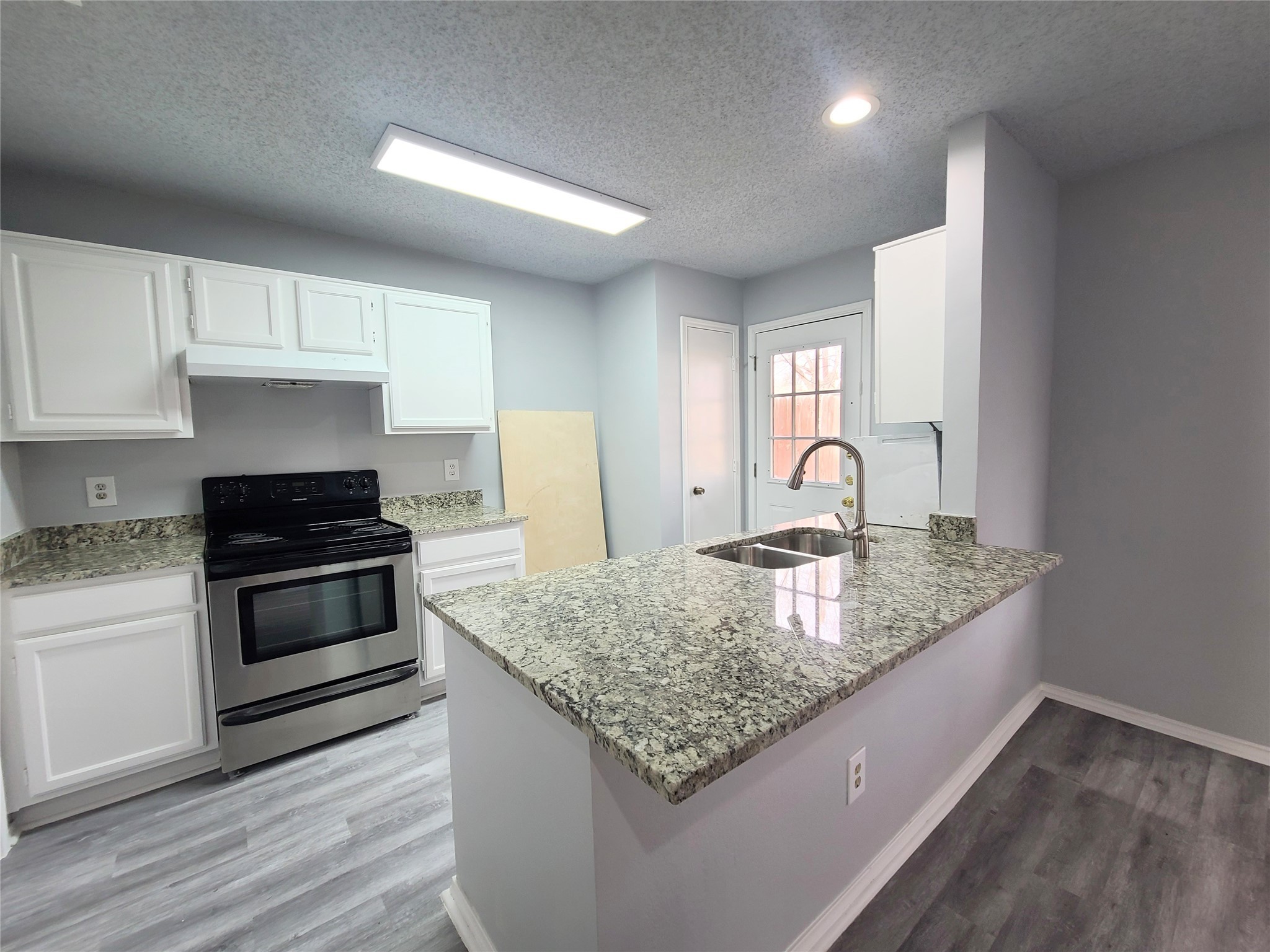 302 W Warrior Trail , Grand Prairie, TX, 75052 | 20924575 | Realty Texas LLC