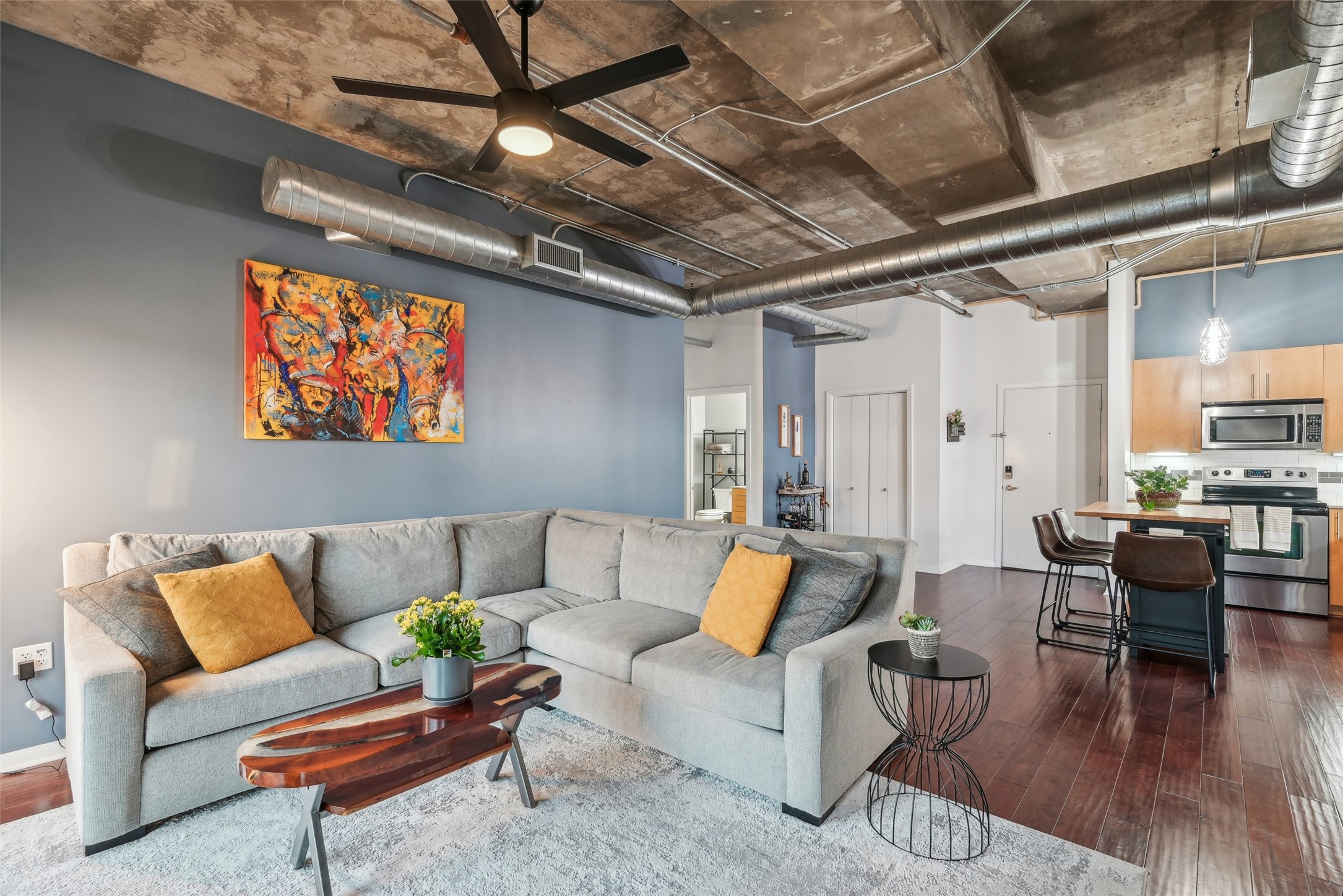 1001 Belleview Street 403 , Dallas, TX, 75215 | 20924365 | Realty Texas LLC