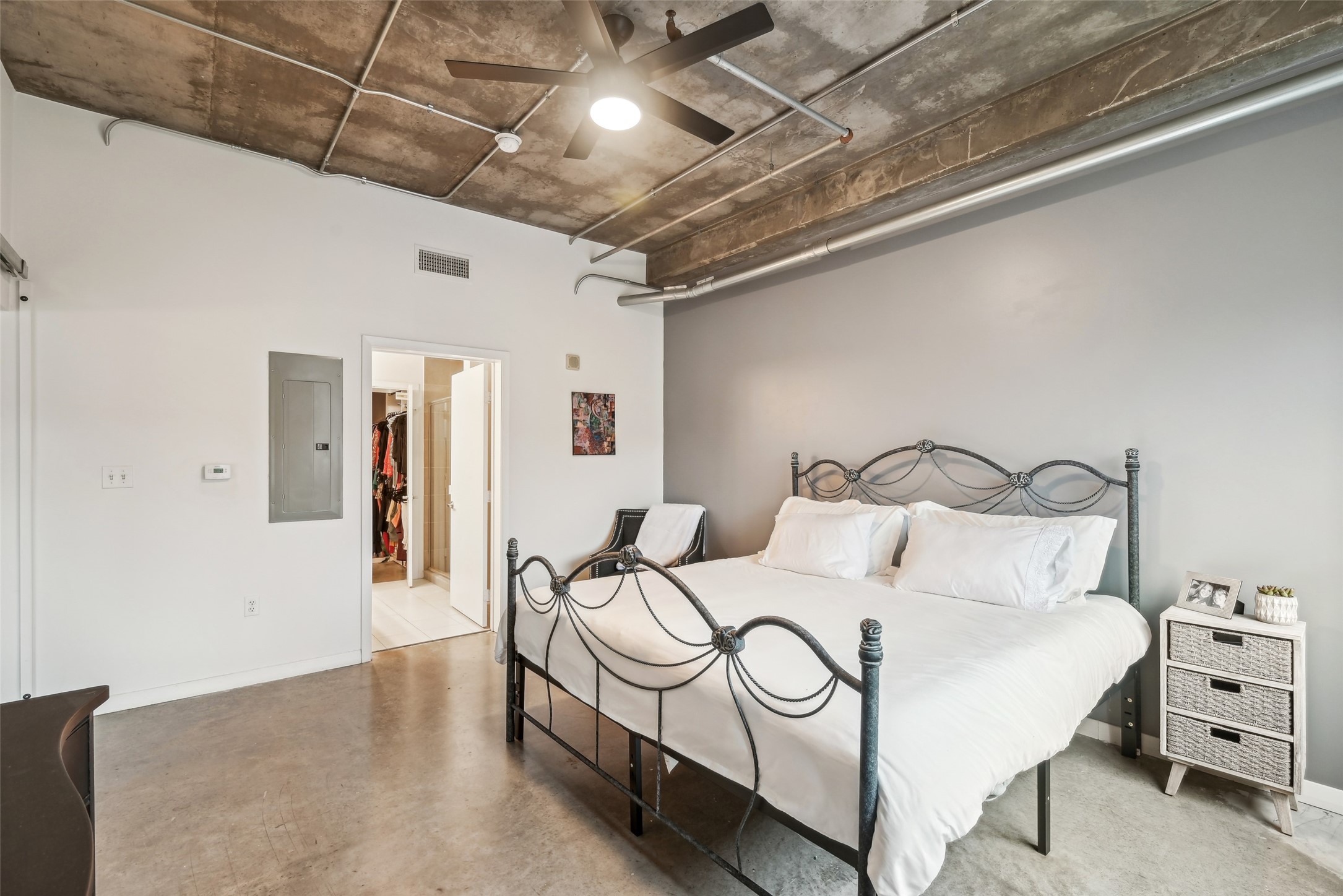 1001 Belleview Street 403 , Dallas, TX, 75215 | 20924365 | Realty Texas LLC