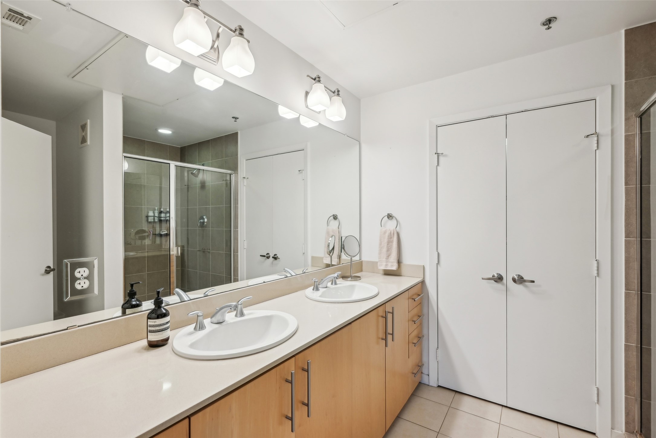 1001 Belleview Street 403 , Dallas, TX, 75215 | 20924365 | Realty Texas LLC