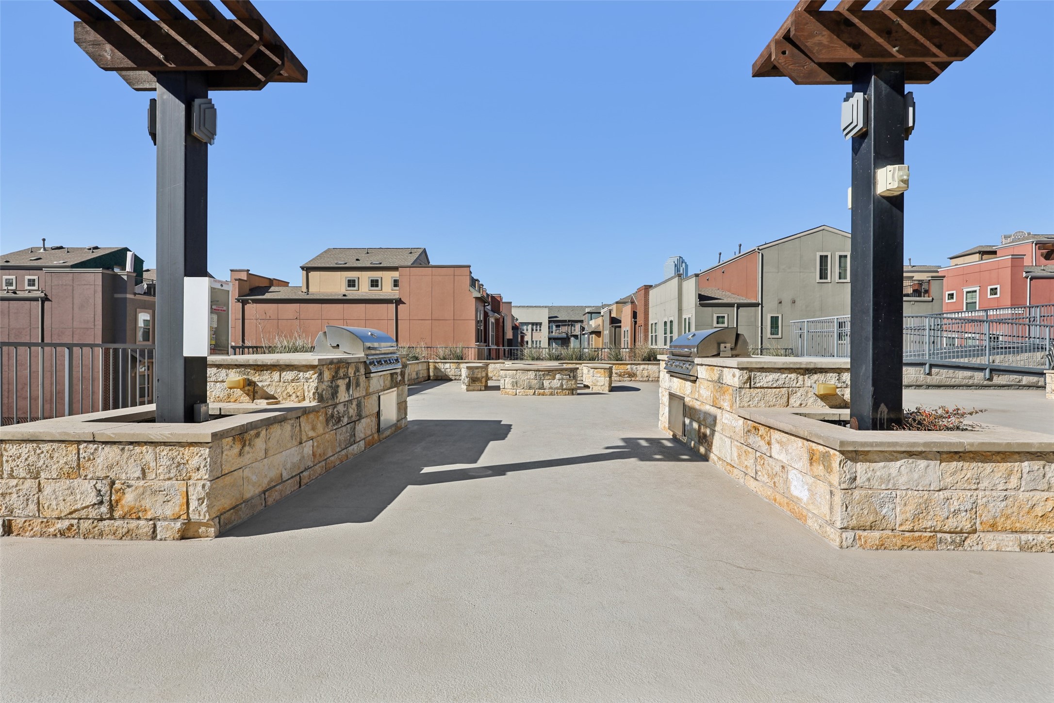 1001 Belleview Street 403 , Dallas, TX, 75215 | 20924365 | Realty Texas LLC