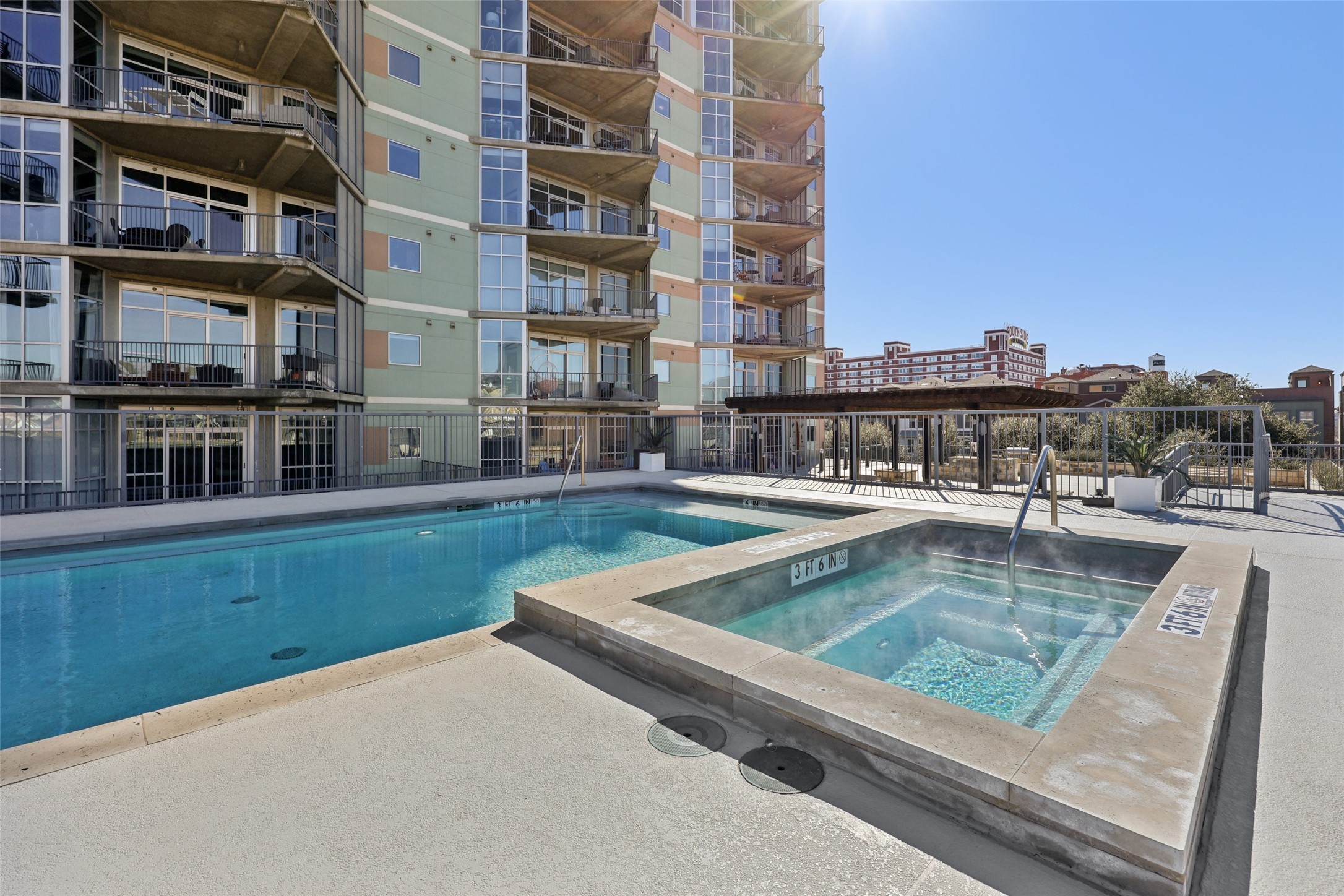 1001 Belleview Street 403 , Dallas, TX, 75215 | 20924365 | Realty Texas LLC