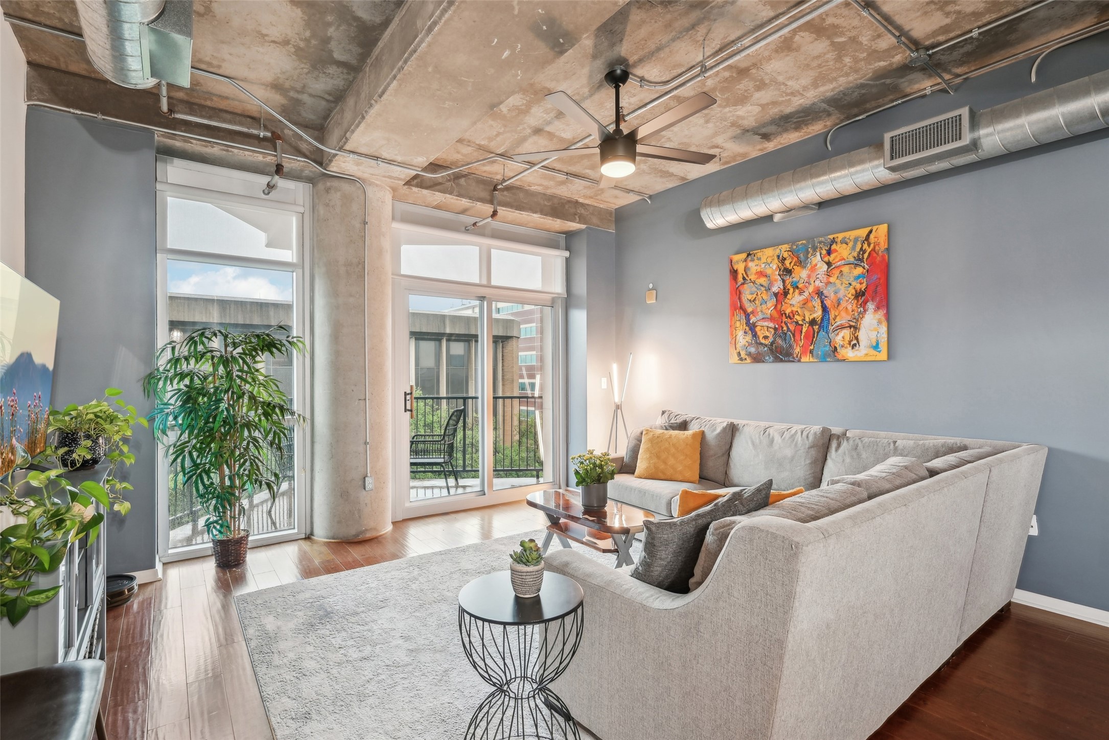 1001 Belleview Street 403 , Dallas, TX, 75215 | 20924365 | Realty Texas LLC