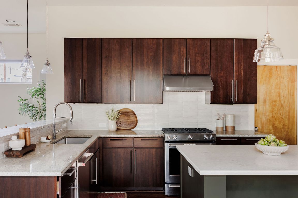 1203 W Oltorf Street , Austin, TX, 78704 | 1100678 | Realty Texas LLC