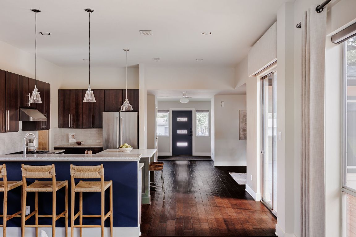 1203 W Oltorf Street , Austin, TX, 78704 | 1100678 | Realty Texas LLC