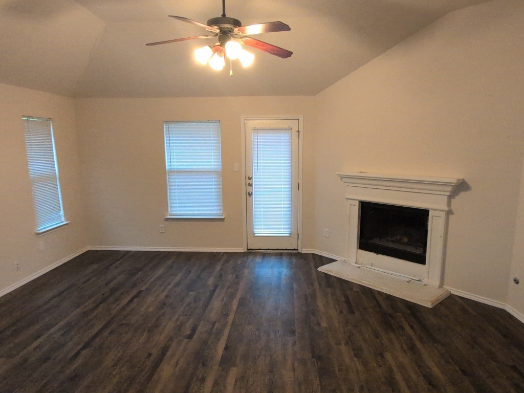 406 Pecan Grove Drive , Leander, TX, 78641 | 6174398 | Realty Texas LLC