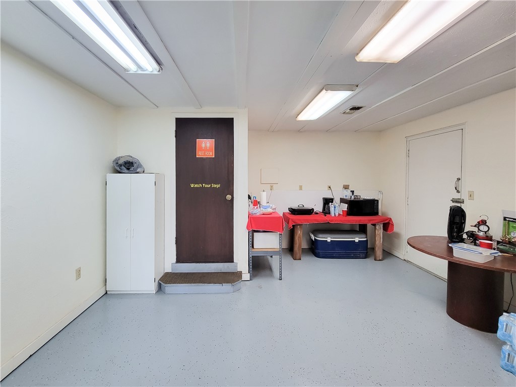 1760 State Highway 36 S , Caldwell, TX, 77836 | 25005259 | Realty Texas LLC