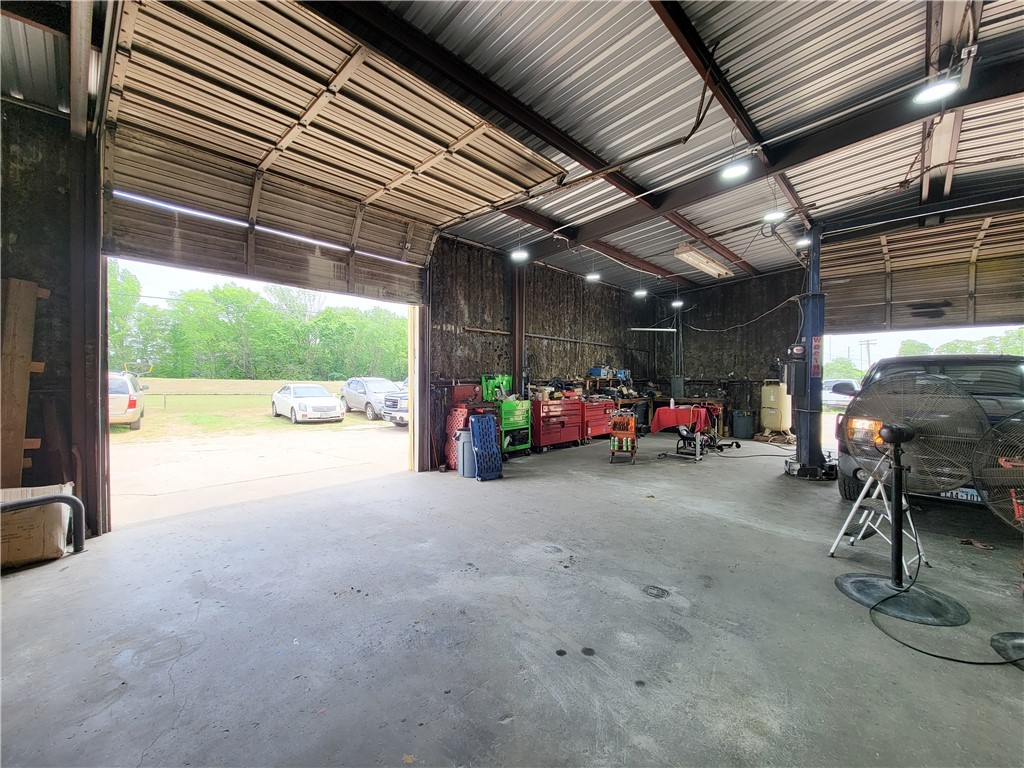 1760 State Highway 36 S , Caldwell, TX, 77836 | 25005259 | Realty Texas LLC